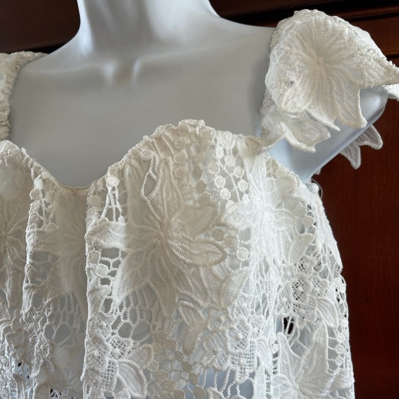 ASTR the Label Adela Off the Shoulder Lace Top - Picture 5 of 9
